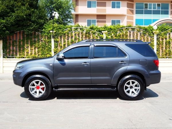 TOYOTA FORTUNER 2.7 V 4WD ปี 2005 รูปที่ 2